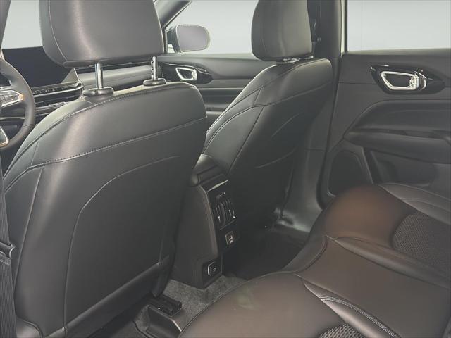 New 2026 Jeep Compass Latitude Altitude For Sale in Wilmington, OH