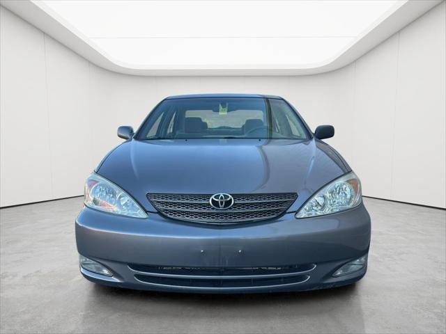 Used 2004 Toyota Camry XLE For Sale in Wilmington, OH
