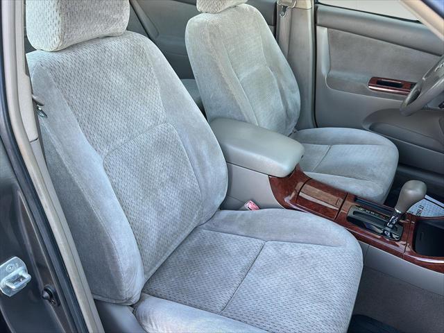 Used 2004 Toyota Camry XLE For Sale in Wilmington, OH