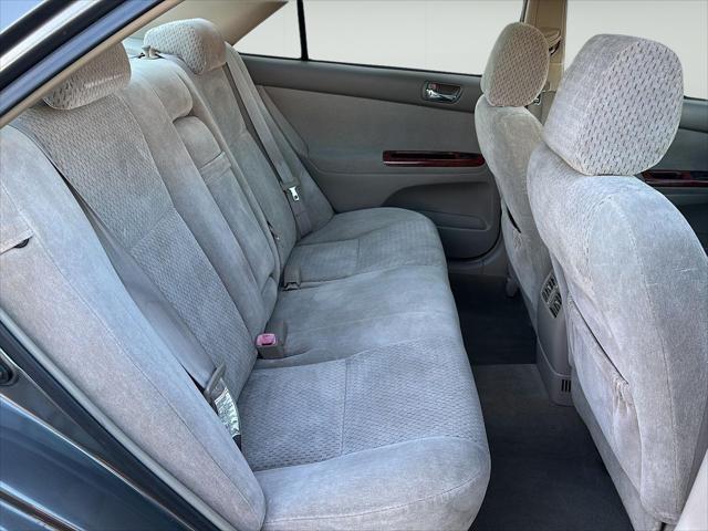 Used 2004 Toyota Camry XLE For Sale in Wilmington, OH