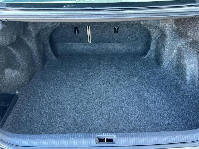 Used 2004 Toyota Camry XLE For Sale in Wilmington, OH