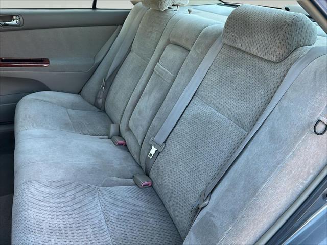 Used 2004 Toyota Camry XLE For Sale in Wilmington, OH