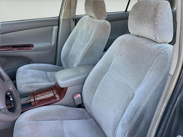 Used 2004 Toyota Camry XLE For Sale in Wilmington, OH