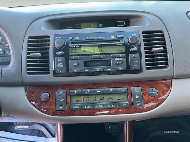 Used 2004 Toyota Camry XLE For Sale in Wilmington, OH