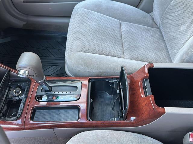 Used 2004 Toyota Camry XLE For Sale in Wilmington, OH