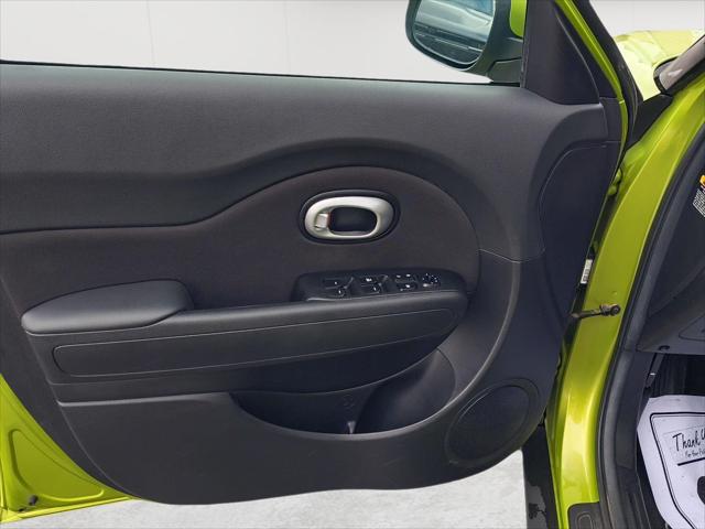 Used 2016 Kia Soul Base For Sale in Wilmington, OH