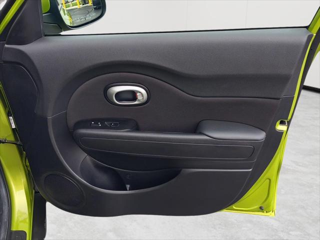 Used 2016 Kia Soul Base For Sale in Wilmington, OH