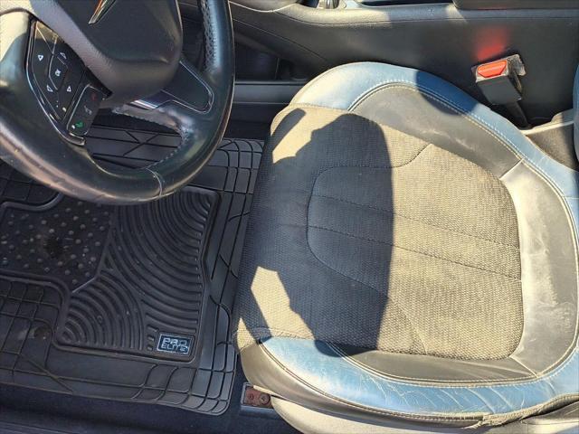 Used 2016 Chrysler 200 S For Sale in Wilmington, OH
