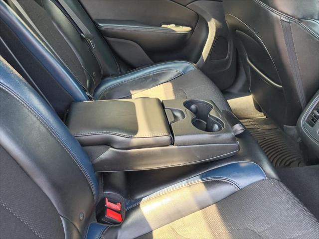 Used 2016 Chrysler 200 S For Sale in Wilmington, OH