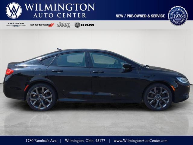 2016 Chrysler 200
