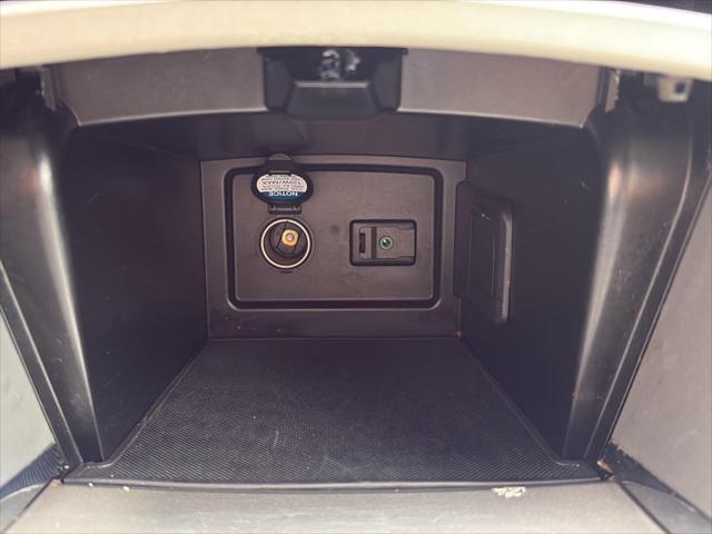 Used 2009 Toyota Camry LE For Sale in Wilmington, OH