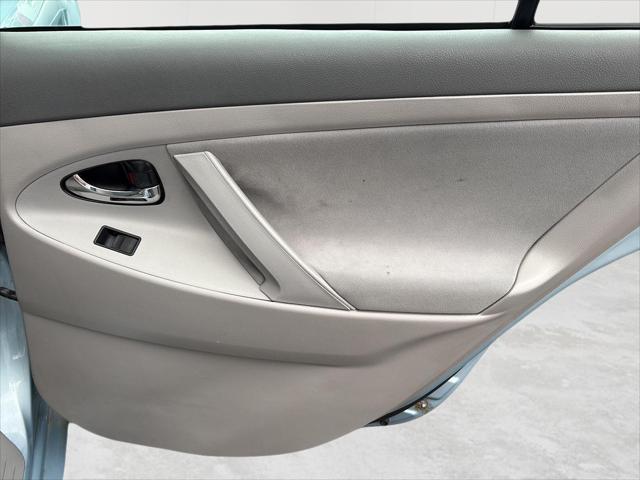 Used 2009 Toyota Camry LE For Sale in Wilmington, OH