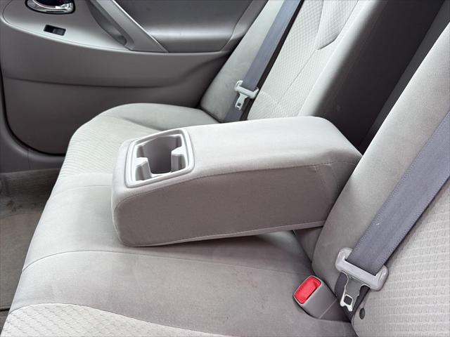 Used 2009 Toyota Camry LE For Sale in Wilmington, OH