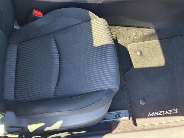 Used 2016 Mazda Mazda3 Hatchback i Touring For Sale in Wilmington, OH