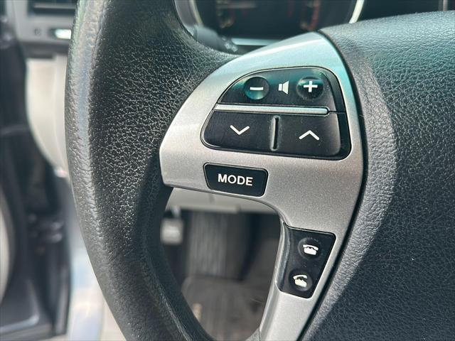 Used 2013 Toyota Highlander Base Plus V6 For Sale in Wilmington, OH