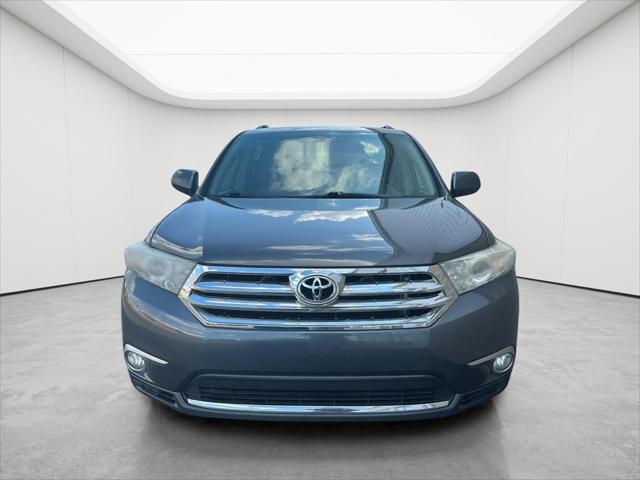 Used 2013 Toyota Highlander Base Plus V6 For Sale in Wilmington, OH