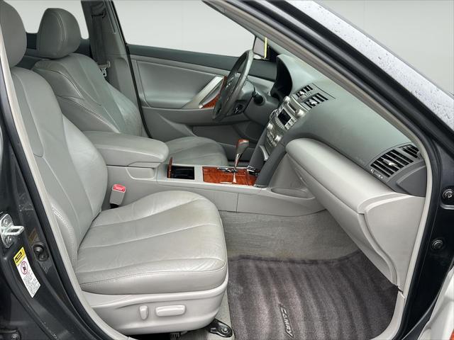 Used 2011 Toyota Camry XLE For Sale in Wilmington, OH
