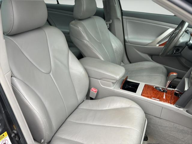 Used 2011 Toyota Camry XLE For Sale in Wilmington, OH