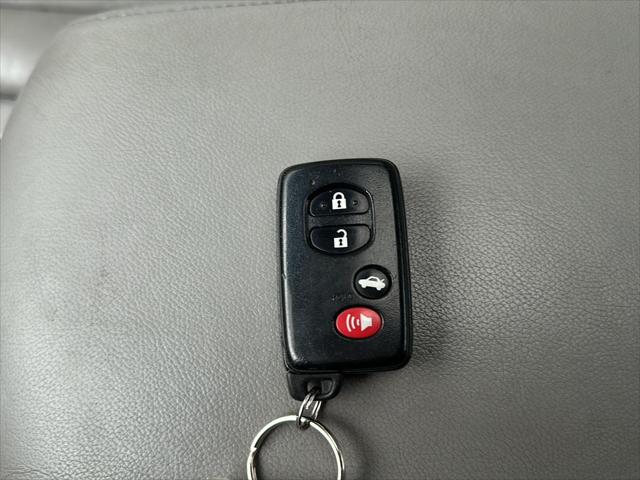 Used 2011 Toyota Camry XLE For Sale in Wilmington, OH