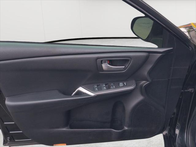 Used 2015 Toyota Camry SE For Sale in Wilmington, OH