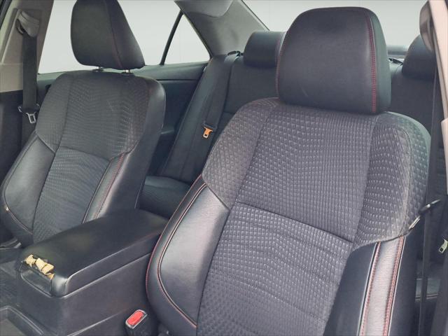 Used 2015 Toyota Camry SE For Sale in Wilmington, OH