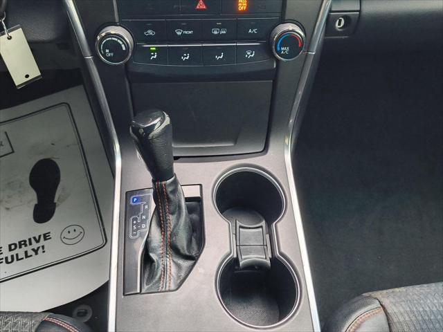Used 2015 Toyota Camry SE For Sale in Wilmington, OH