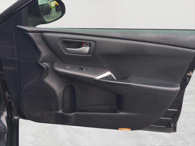 Used 2015 Toyota Camry SE For Sale in Wilmington, OH