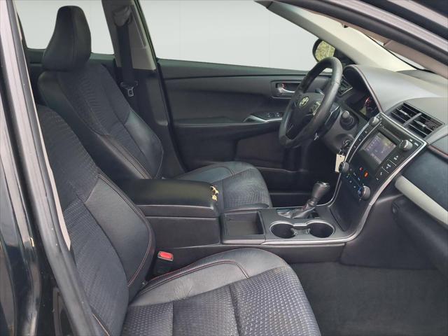 Used 2015 Toyota Camry SE For Sale in Wilmington, OH