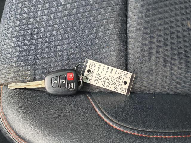 Used 2015 Toyota Camry SE For Sale in Wilmington, OH