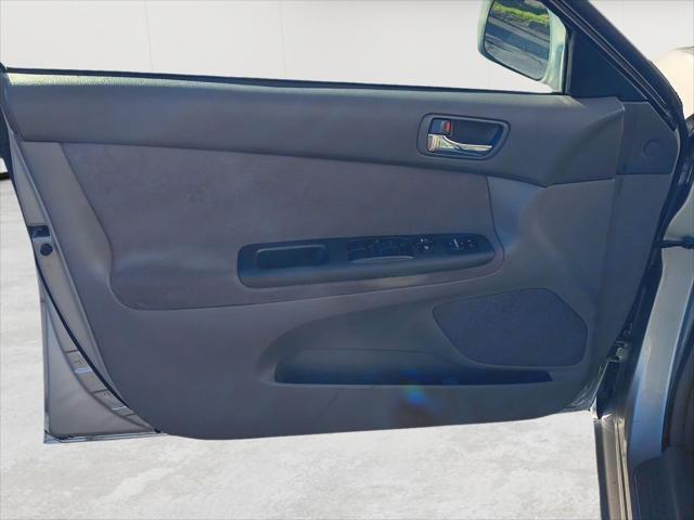 Used 2006 Toyota Camry LE For Sale in Wilmington, OH