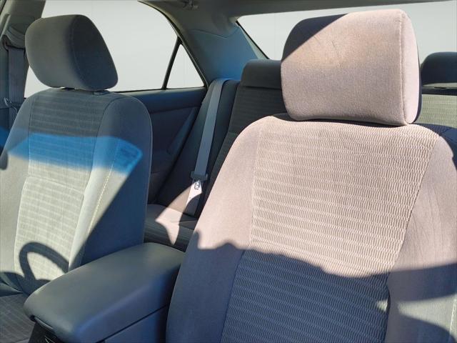 Used 2006 Toyota Camry LE For Sale in Wilmington, OH