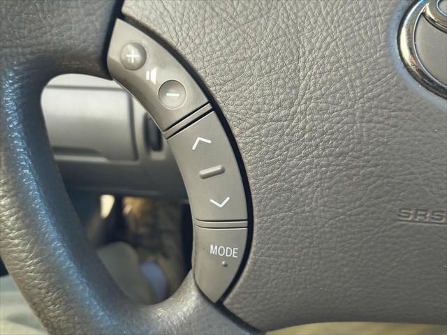 Used 2006 Toyota Camry LE For Sale in Wilmington, OH