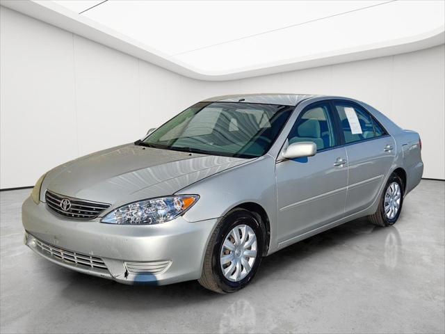 Used 2006 Toyota Camry LE For Sale in Wilmington, OH