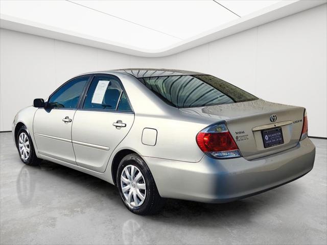 Used 2006 Toyota Camry LE For Sale in Wilmington, OH