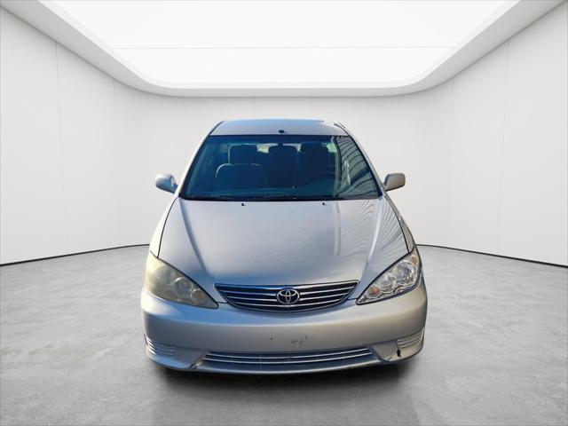 Used 2006 Toyota Camry LE For Sale in Wilmington, OH