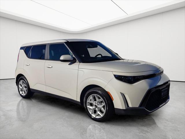 Used 2025 Kia Soul LX For Sale in Wilmington, OH