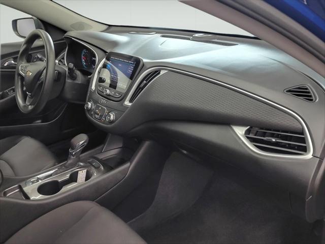 Used 2023 Chevrolet Malibu FWD 1FL For Sale in Wilmington, OH