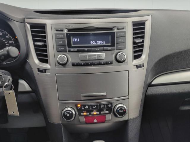 Used 2013 Subaru Outback 2.5i Premium For Sale in Wilmington, OH