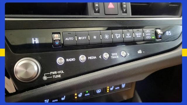 2024 Lexus ES 300h Ultra Luxury