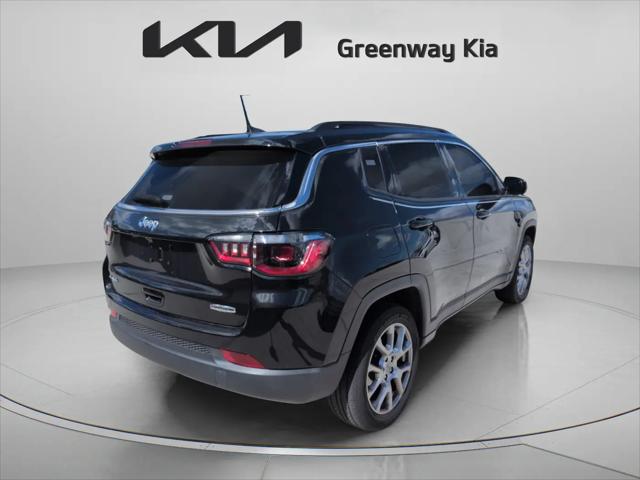 2022 Jeep Compass Latitude Lux 4x4
