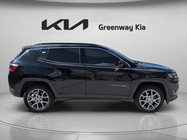 2022 Jeep Compass Latitude Lux 4x4