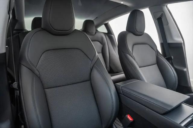 2026 Tesla Model 3 Premium Rear-Wheel Drive