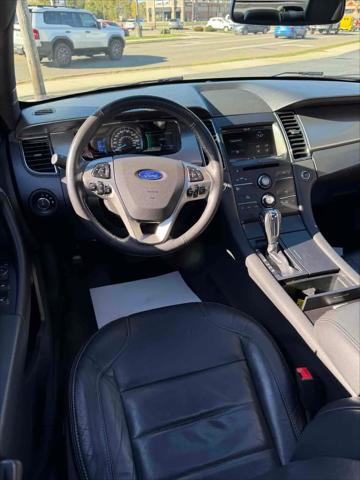 2015 Ford Taurus SEL