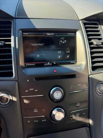 2015 Ford Taurus SEL