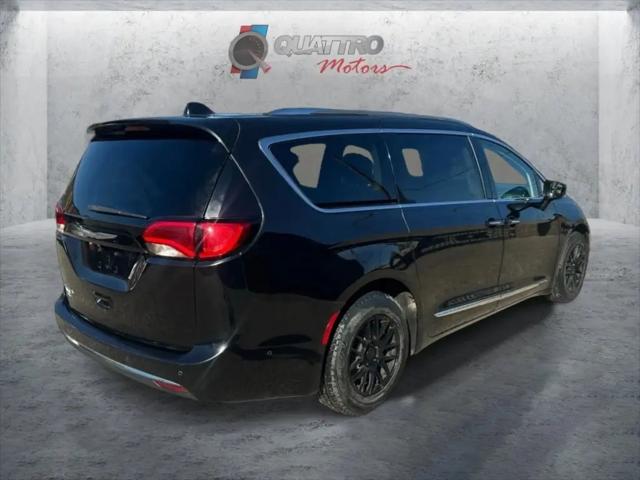2017 Chrysler Pacifica Touring-L Plus