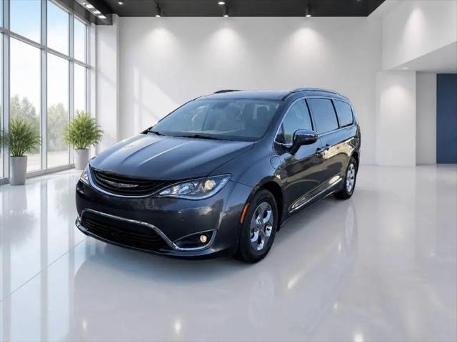 2018 Chrysler Pacifica Hybrid Limited for sale in Williston, VT