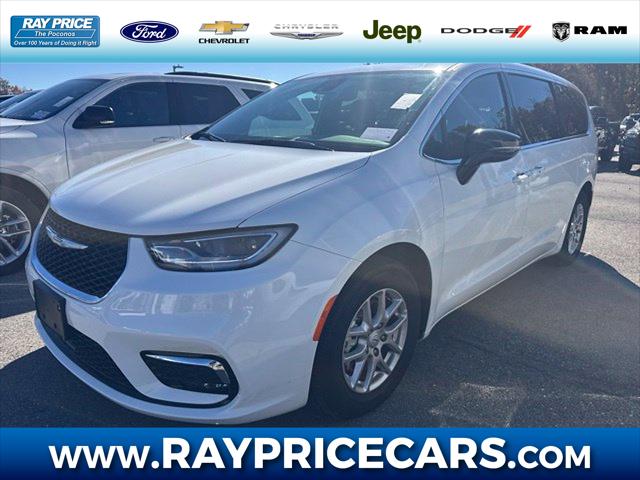 2026 Chrysler Pacifica Select 2026 Chrysler Pacifica Select