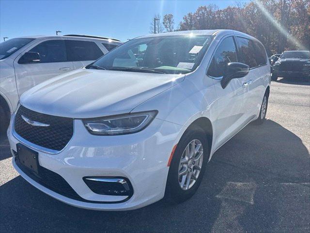 2026 Chrysler Pacifica Select 2026 Chrysler Pacifica Select