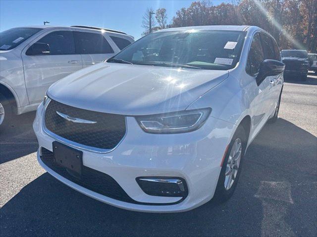 2026 Chrysler Pacifica Select 2026 Chrysler Pacifica Select