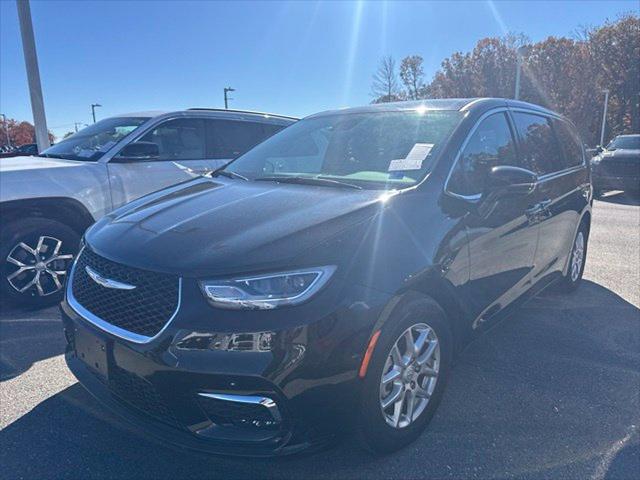 2026 Chrysler Pacifica Select 2026 Chrysler Pacifica Select